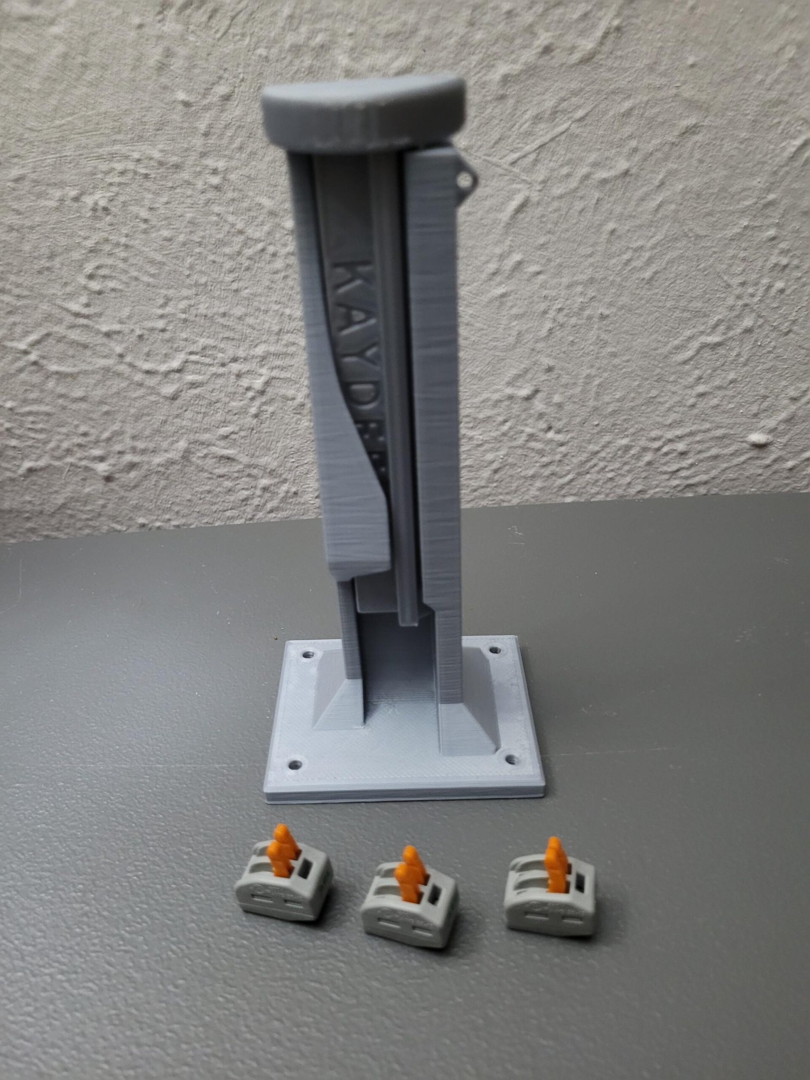 Assembled Wagopener 222 tool printed from the STL file